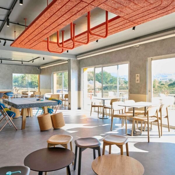 Salle à manger de Ibis Budget Nangy Annemasse à Nangy en Haute Savoie, Auvergne Rhône Alpes
