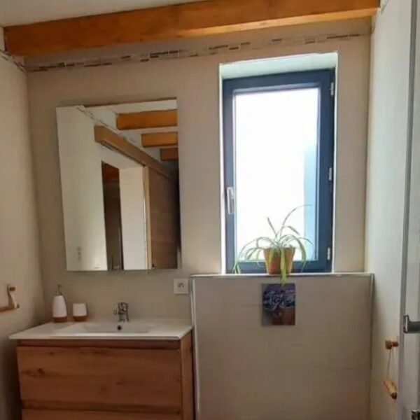 Salle de bain de La cabane de Shakespeare à Haguenau en Alsace