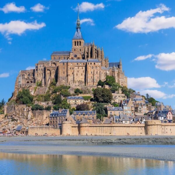 Mont Saint Michel prés du gite Les Herbes Maritimes à Hirel en Ille-et-Vilaine en Bretagne