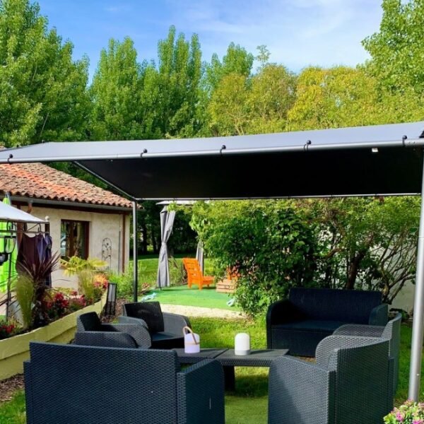Terrasse relax au Camping Au Gré du Vent à Taybosc en Gers en Occitanie