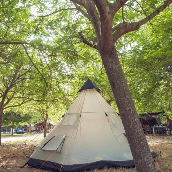 Tente au Camping U Casone à Ghisonaccia en Haute-Corse en Corse