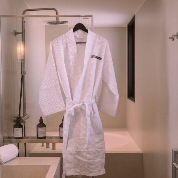 Salle de bain à l’Hotel Moderne à Porto Vecchio en Corse de Sud en Corse
