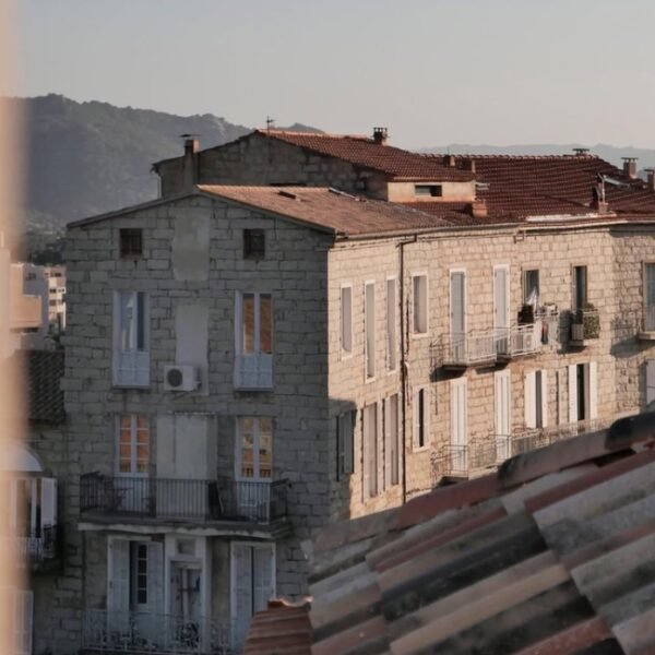 Vue de la ville de Porto Vecchio à l’Hotel Moderne à Porto Vecchio en Corse de Sud en Corse