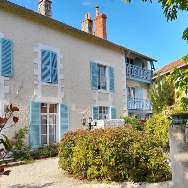 Vue extérieure de La Ferme Antoinette à Les Mathes en Charente-Maritime en Nouvelle Aquitaine