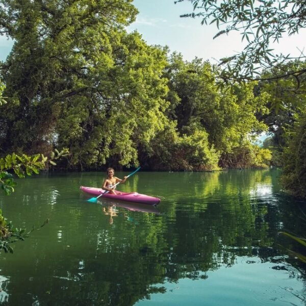 Canoë au Camping U Casone à Ghisonaccia en Haute-Corse en Corse