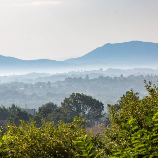 Montagne au Camping Sea Green Erreka à Bidart dans le Pyrénées-Atlantiques en Nouvelle-Aquitaine