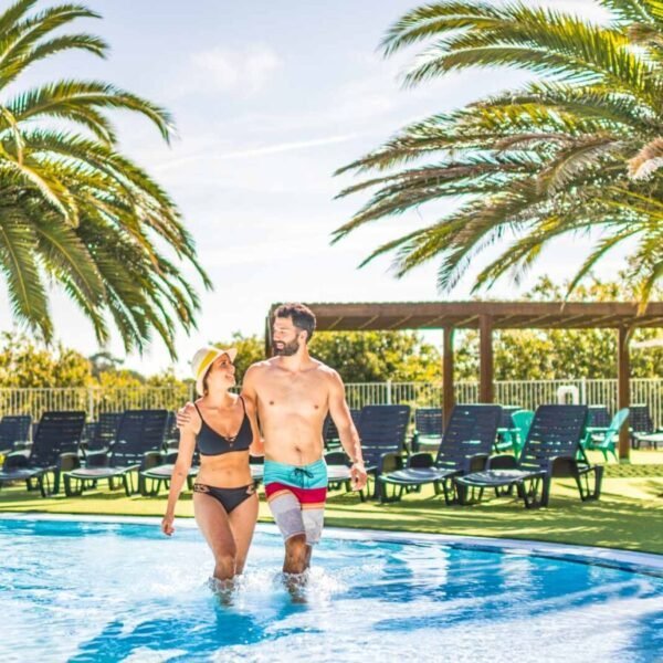 Piscine ouverte au Camping Sea Green Erreka à Bidart dans le Pyrénées-Atlantiques en Nouvelle-Aquitaine