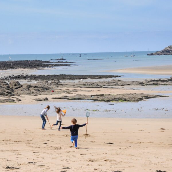 Plage à cote du Camping Sea Green Emeraude à Saint-Briac-sur-Mer à Ille-et-Vilaine en Bretagne
