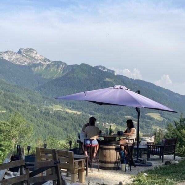 Terrasse à Les Maisons de la Glappaz à Mégevette en Haute Savoie dans l'Auvergne-Rhône-Alpes