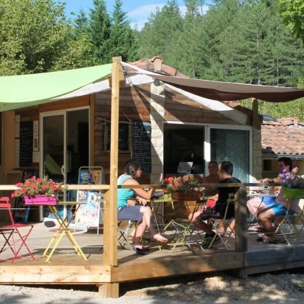 Hébergement insolite du Camping Le Pastural en Ardèche près de Vals les Bains à Ucel