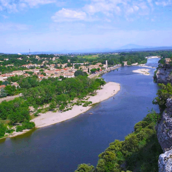 rivière à côté du camping le Pontet