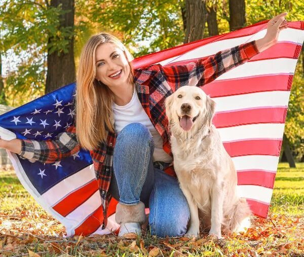 voyageuse avec son chien aux US après avoir tout compris aux formalités et papiers à remplir
