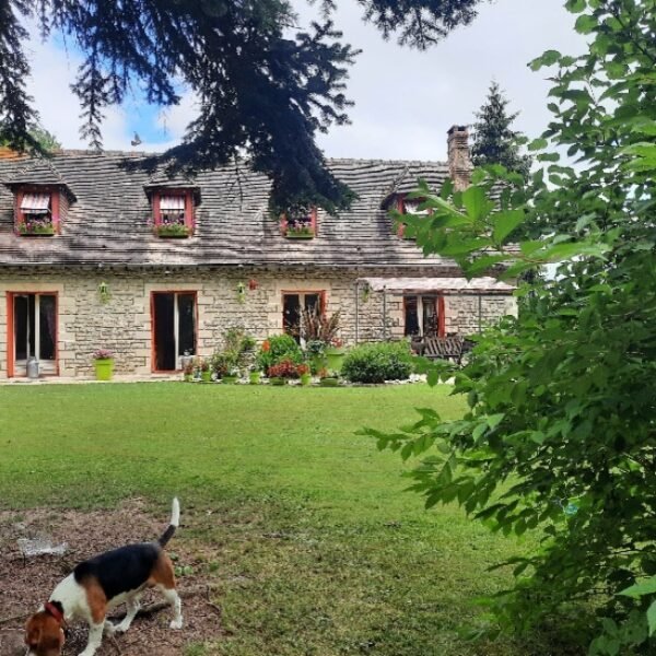 Vue extérieure de la Chambre d'Hôtes Les Bosquets à Caugé dans l'Eure en Normandie