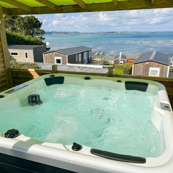 camping avec spa à l'ile de bréhat - animaux acceptés