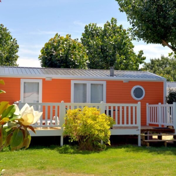Cottage Mobil Home au Camping Le Tropicana à Saint-Jean-de-Monts dans la Vendée en région Pays de la Loire