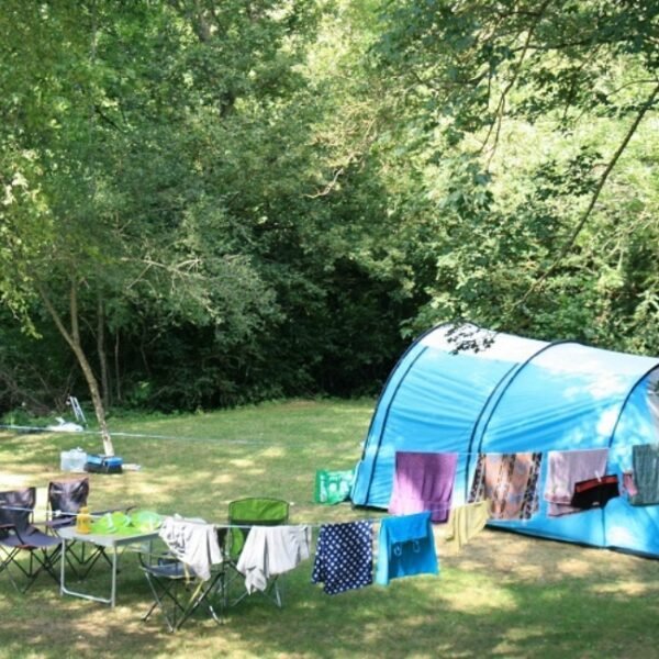 Tente au Camping La Cascade dans les Cévennes à Meyrueis en Lozère