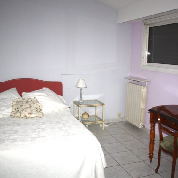 Chambre double du Gite l'Oliveraie Noves près d'Avignon en Provence dans le Sud de la France