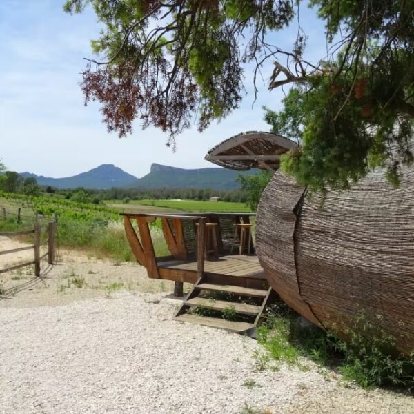 Entrée de Le Nid de l'Étrier des Cabanelles à Valflaunès dans l’Hérault en Occitanie