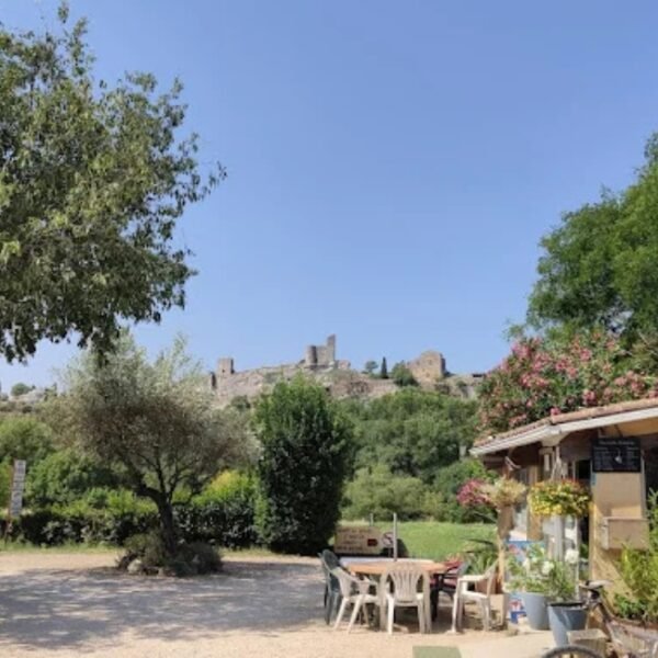 Camping Le Castelas en sud Ardèche proche de Pont Saint Esprit dans le Sud de la France