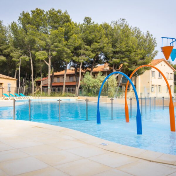 piscine du camping AEC vacances les Dauphins