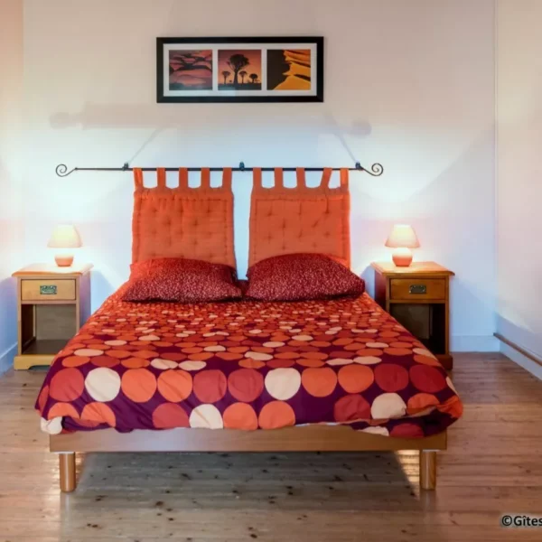Chambre avec 1 grand lit au Gîte Ty Bras en Bretagne dans le Finistère proche des plages