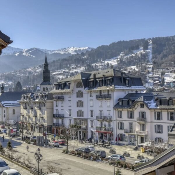Vue depuis l'Hôtel La Féline Blanche à Saint Gervais les Bains en Haute Savoie dans les Alpes en France