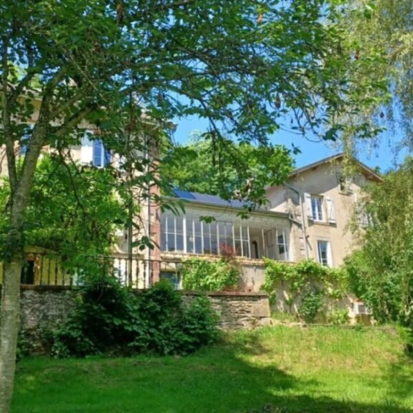 Jardin chez Gite d'Artéa à Vosges dans le Vittel dans le Grand Est