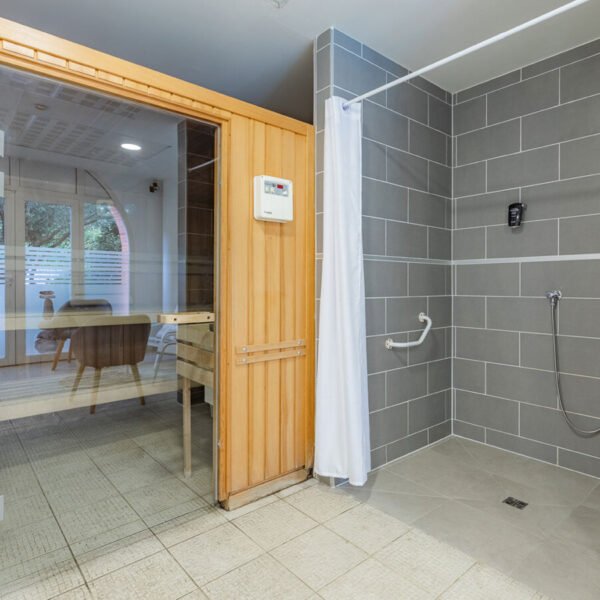 Salle de bain de l'Appart'City Classic Toulouse Colomiers en Haute Garonne en Occitanie