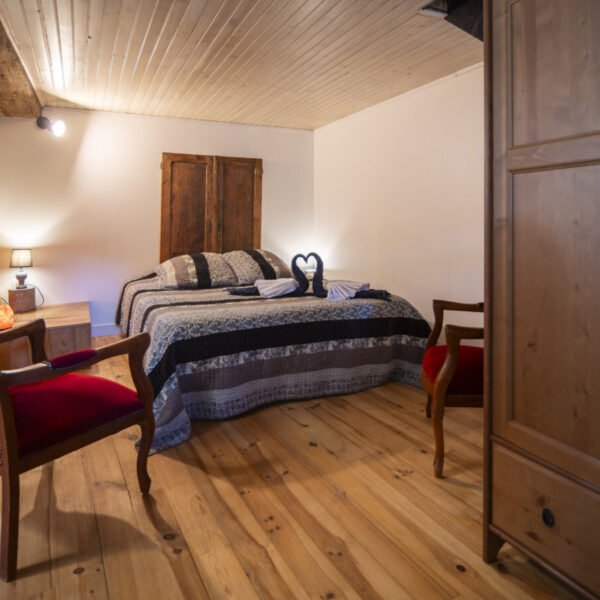 Chambre du Gîte de Terra Bosca en plein cœur du Tarn dans le Haut Languedoc