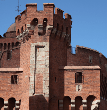 fortifications à Perpignan à visiter avec un chien
