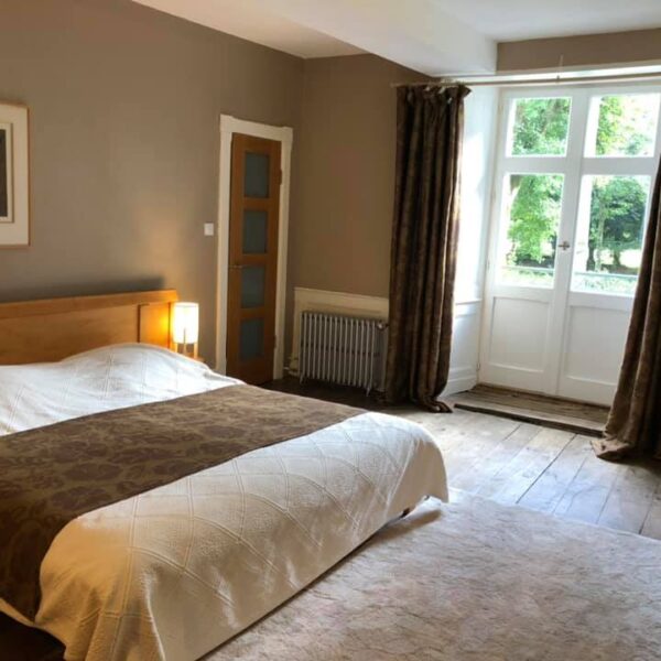 Grande chambre double au Manoir de Botcol pour un Séjour insolite en Bretagne dans les Côtes d'Armor