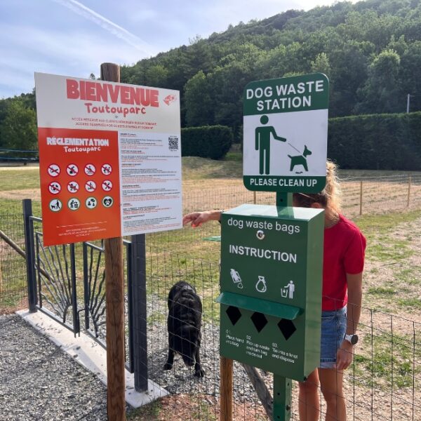 camping-domaine-les-ranchisses-vacances-avec-son-chien-en-ardeche-emmenetonchien.com