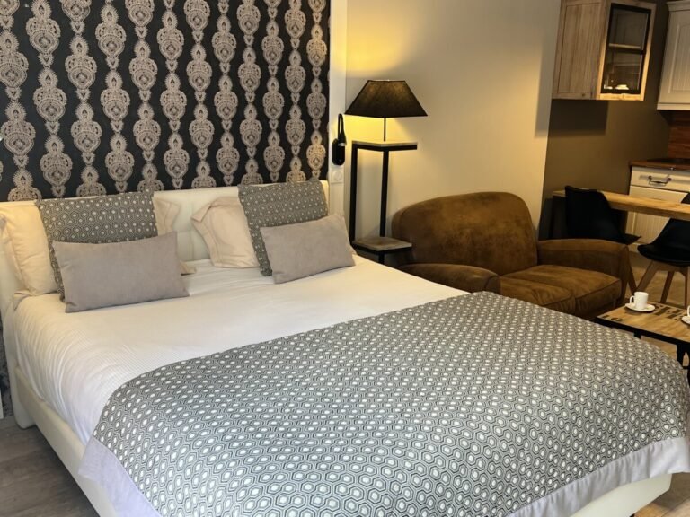 Hôtel Le Trophée – photo 12