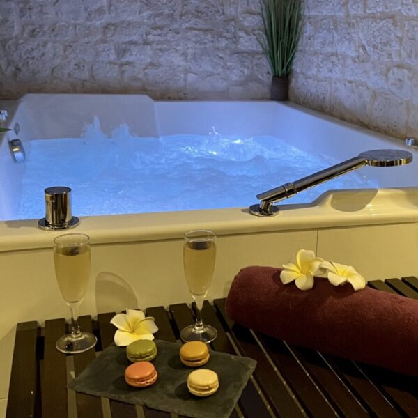 Espace SPA de l'Hôtel Le Trophée à Deauville dans le Calvados en Normandie