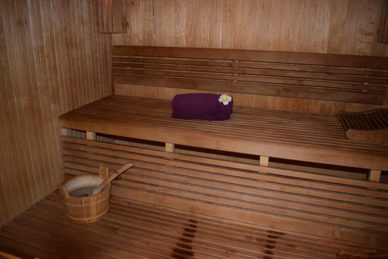 Sauna à l'Hôtel Le Trophée à Deauville dans le Calvados en Normandie