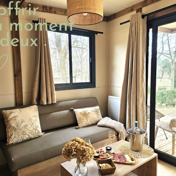 Vacances en couple, chalet en amoureux - camping Ecolodge Gaïa - Dordogne