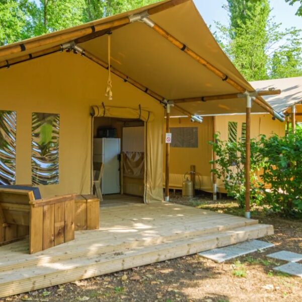 Tente slow lodge au Camping Seasonova les Marguerites, à Gamaches, dans la Somme - Picardie - Hauts-de-France