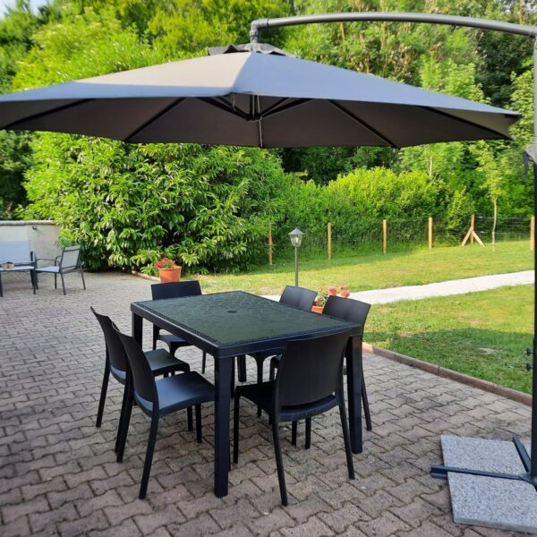 Terrasse du gîte Le Petit Moulin de Verberie à Verberie dans l'Oise