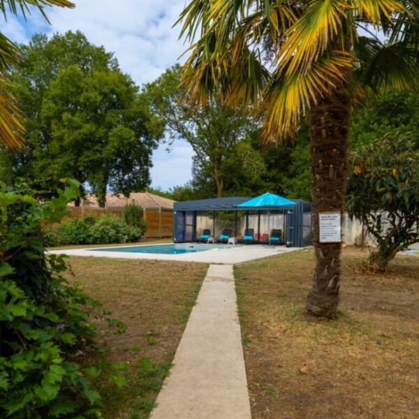 Extérieur la Villa des Eaux Claires à Puymoyen en Charente en Nouvelle Aquitaine