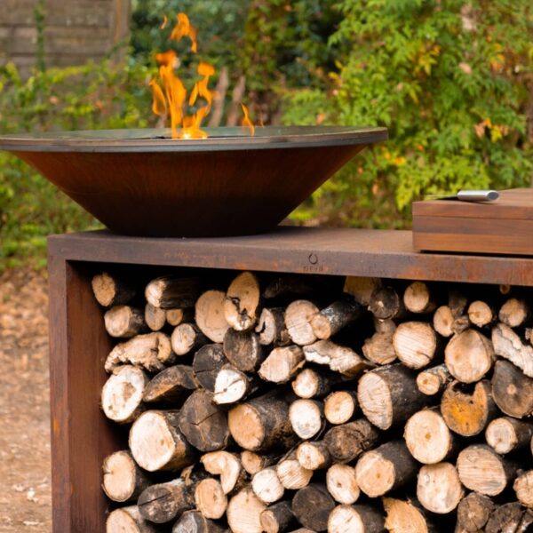 Vasque de la Villa des Eaux Claires à Puymoyen en Charente en Nouvelle Aquitaine