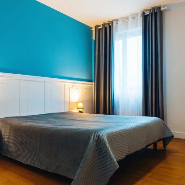 Chambre de la Villa des Eaux Claires à Puymoyen en Charente en Nouvelle Aquitaine