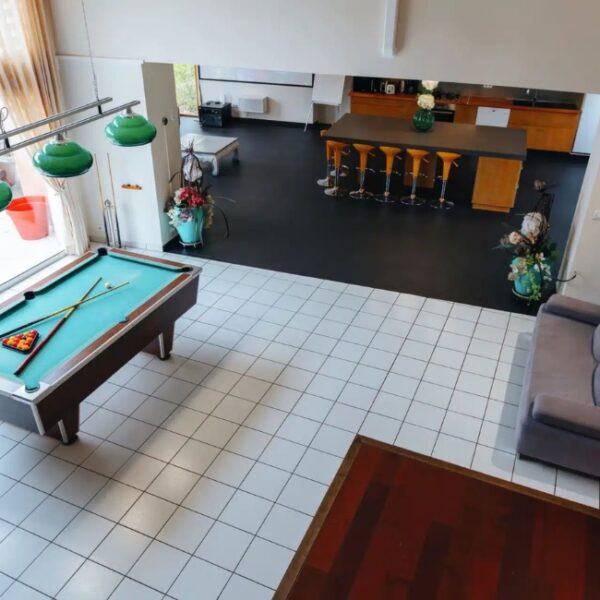 Salle de séjour de la Villa des Eaux Claires à Puymoyen en Charente en Nouvelle Aquitaine