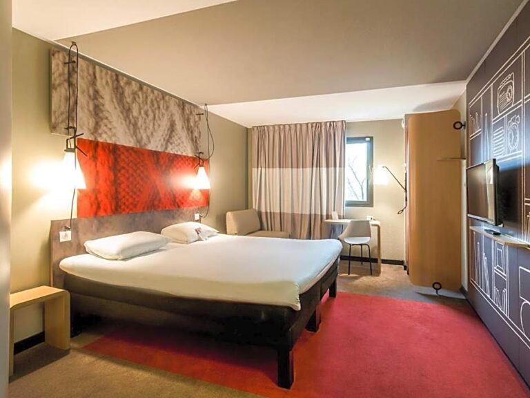 Chambre de l'Ibis Bordeaux Centre Bastide à Bordeaux en Gironde