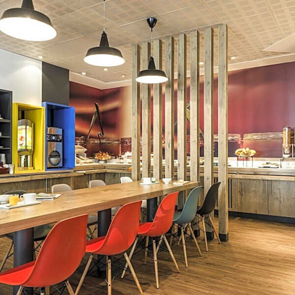 Hall de l'Ibis Bordeaux Centre Bastide à Bordeaux en Gironde