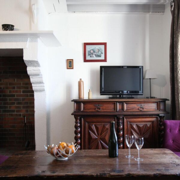 Coin TV du Gîte Lavalle du Domaine Utah Beach à Sainte-Mère-Eglise dans la Manche