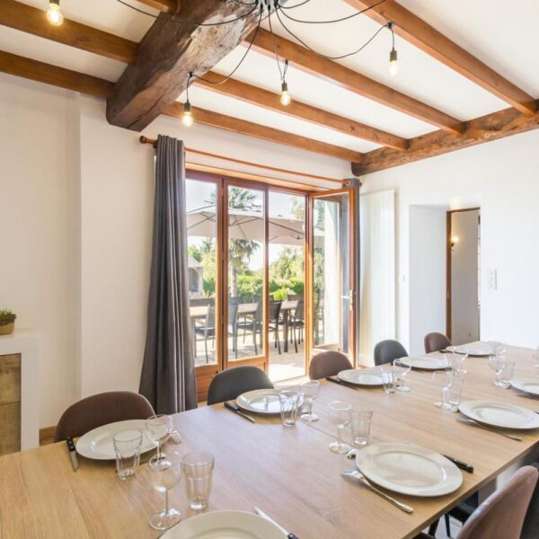 salle à manger du Gîte l'Ecotais à Saint-Brice-de-Landelles dans la Manche