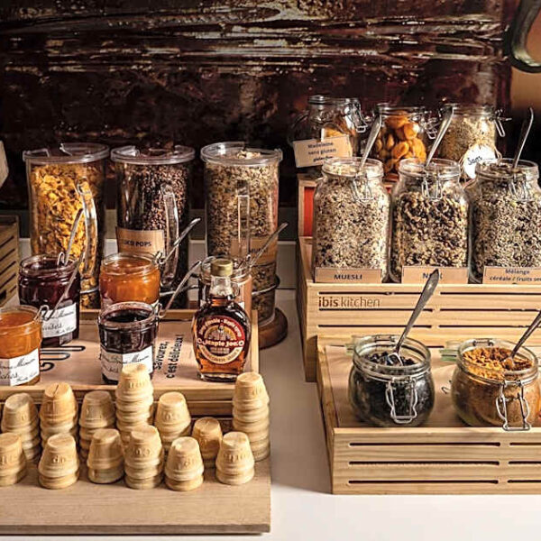 déjeuner de l'Ibis Bordeaux Centre Bastide à Bordeaux en Gironde