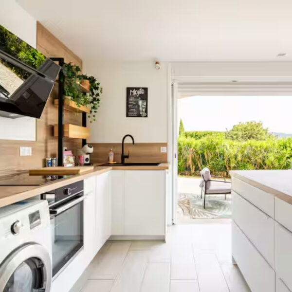 Cuisine du Petit appart sympa à Roquebrune-sur-Argens dans le Var