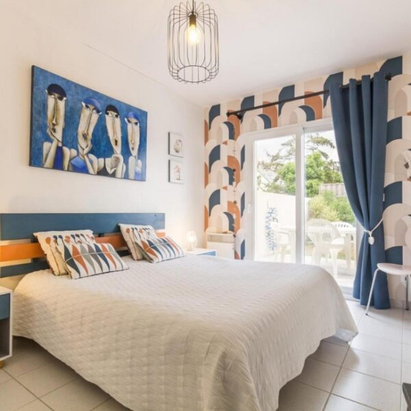 Chambre du Gîte L'Effet Mer à Saint-Jean-de-la-Rivière dans la Manche