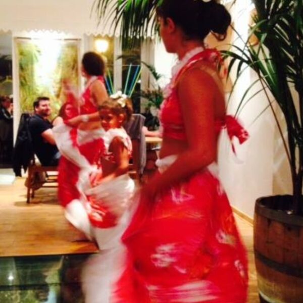 Danseuses du Restaurant O Paille en Queue à Lyon dans le Rhône